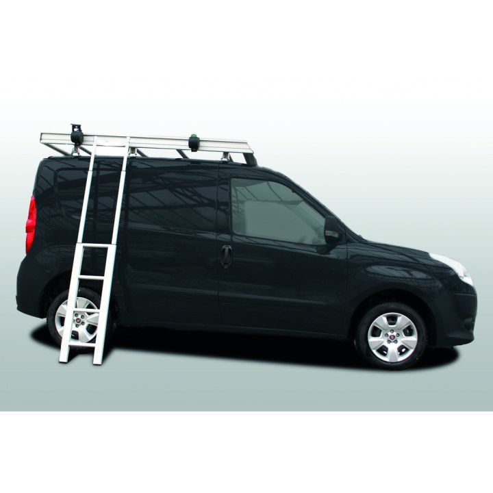 Echelle télescopique en situation sur véhicule