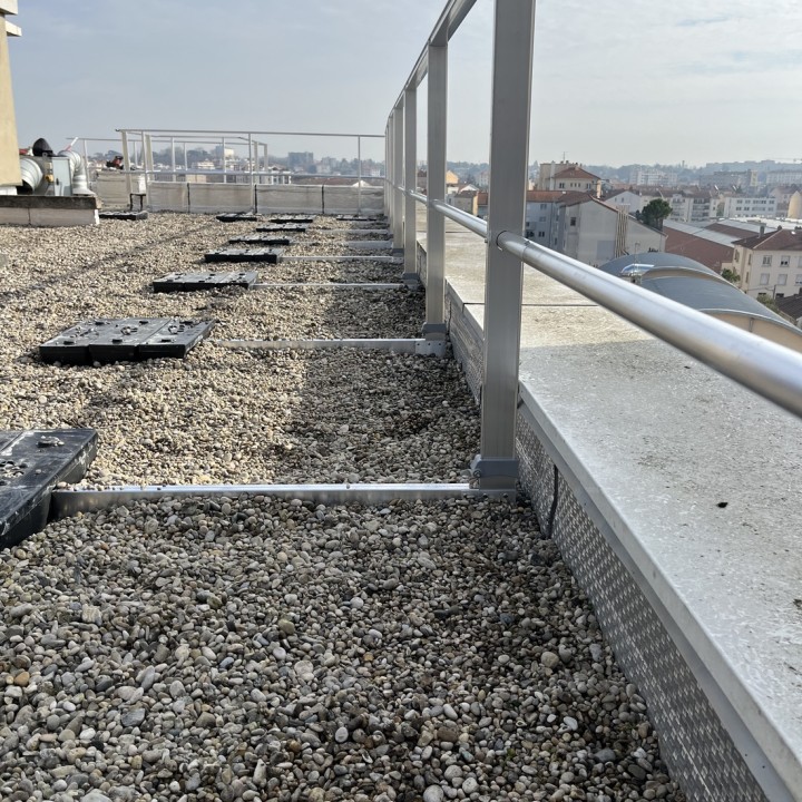 Garde-corps autoportant droit FASTGUARD | L'Echelle Européenne