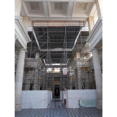 Échafaudage fixe pour rénovation