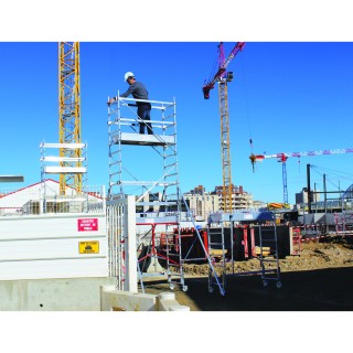 Échafaudage roulant pour bâtiment
