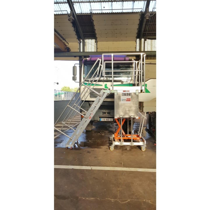 Plate-forme d'élévation BEESAFE pour la logistique | L'Echelle Européenne