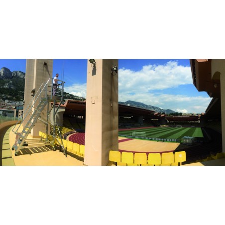 Plate-forme roulante pour maintenance du stade | L'Echelle Européenne