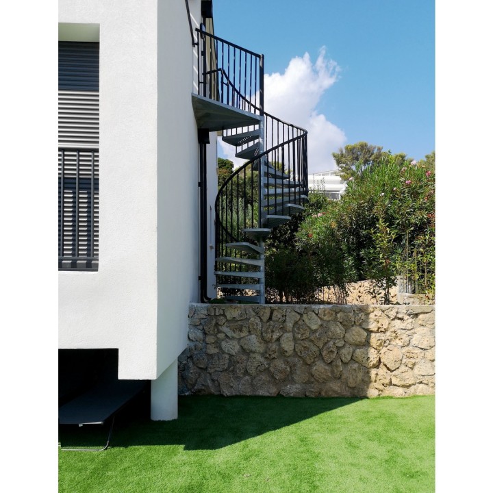 Escalier MUGHETTO ZINC | L'Echelle Européenne