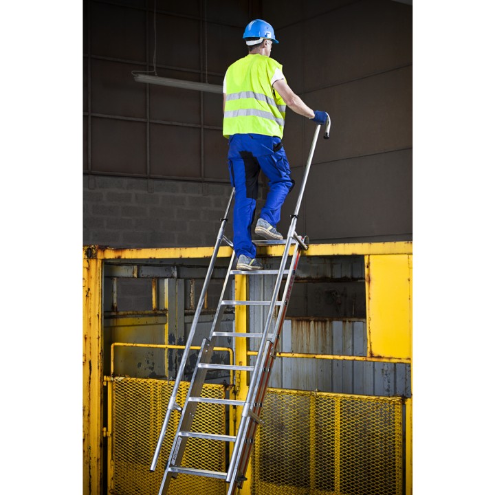 Echelle télescopique d'accès bungalows sécurisée à marches | L'Echelle Européenne