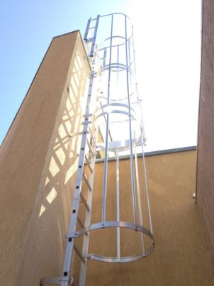 Echelle à crinoline Pau