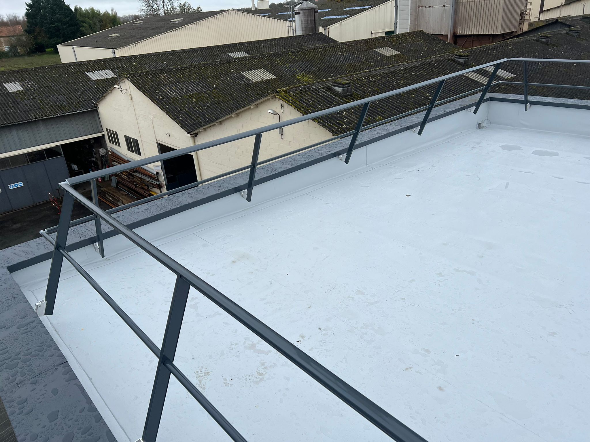 Garde-corps de toiture à La Rochelle