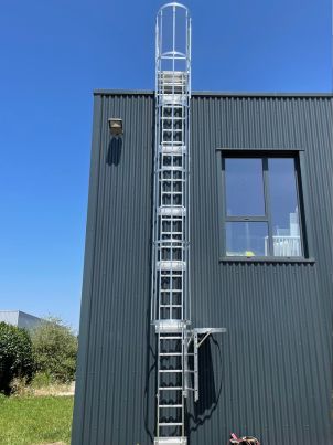 Echelle à crinoline Lille