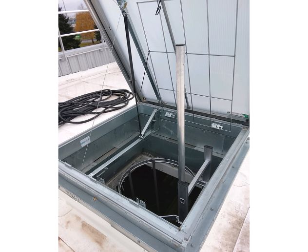 fourniture et la pose d’une échelle à crinoline Fixup par L'Echelle Européenne